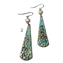 Cargar imagen en el visor de la galería, $15 PATINA  & Pearls FIREFLIES