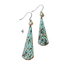 Cargar imagen en el visor de la galería, $15 PATINA  & Pearls FIREFLIES