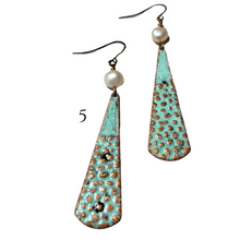 Cargar imagen en el visor de la galería, $15 PATINA  & Pearls FIREFLIES