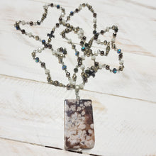 Load image into Gallery viewer, AGATE PLUMES